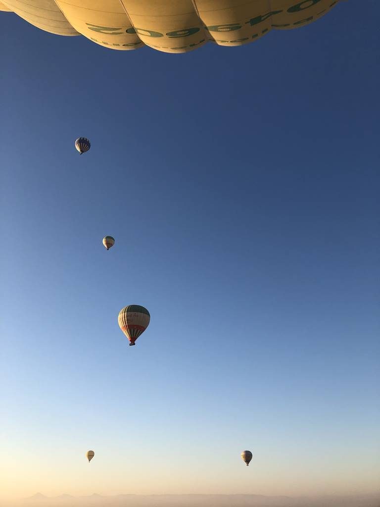 Louxor dans les airs (16) Louxor dans les airs (16)