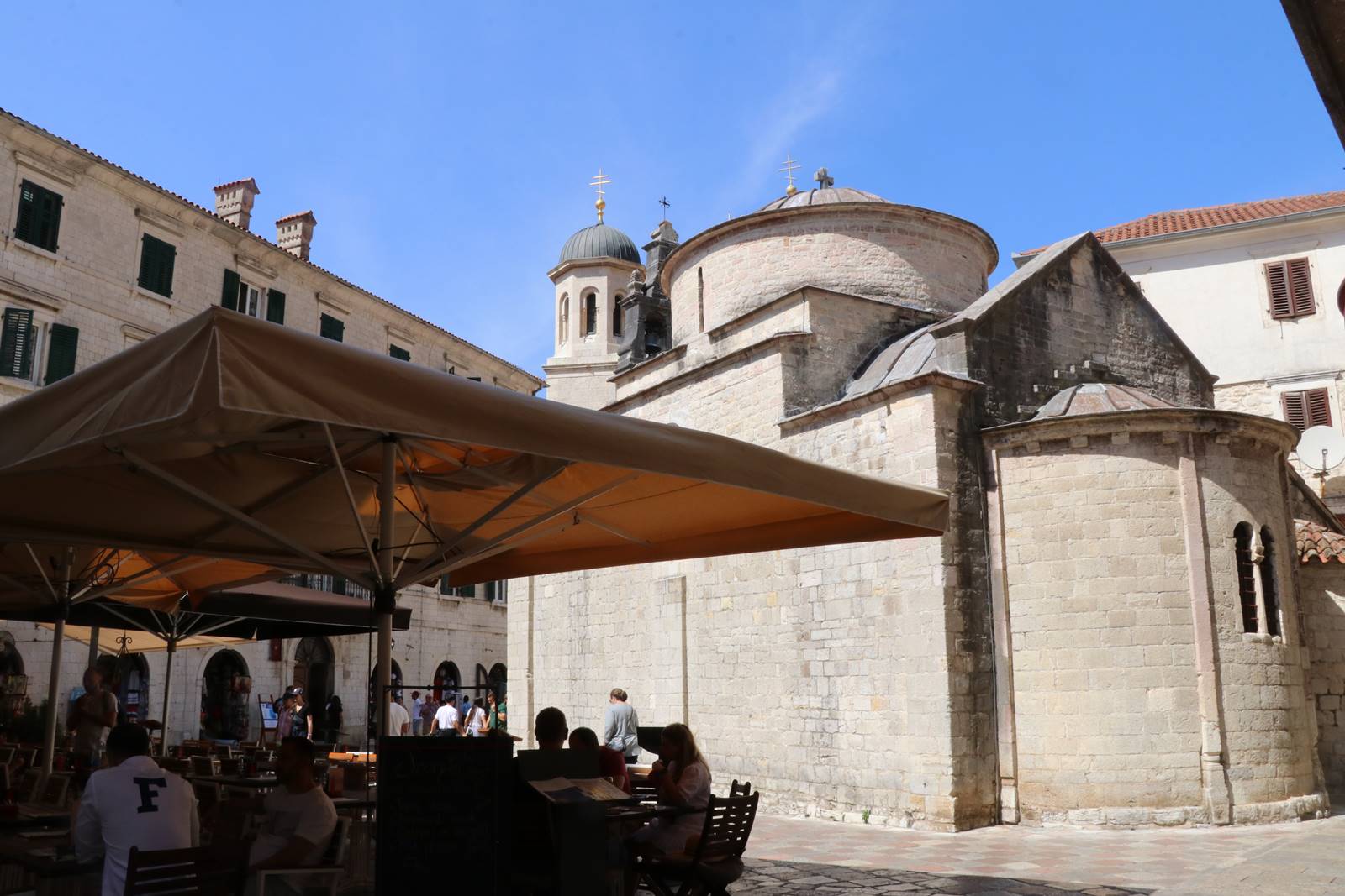 Eglise Saint Luc Kotor (3) Eglise Saint Luc Kotor (3)
