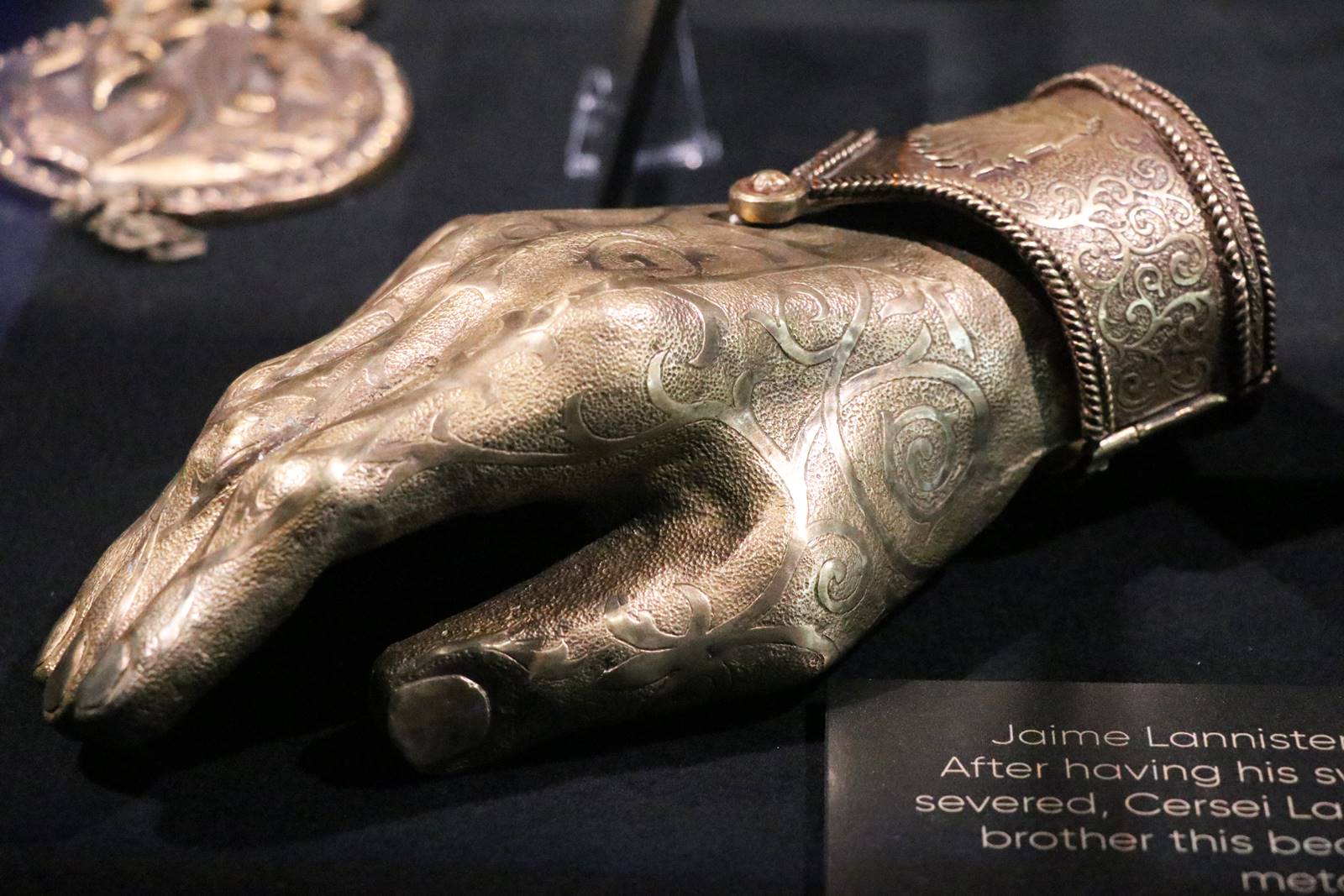 26 Jaine Lannister's Golden Hand