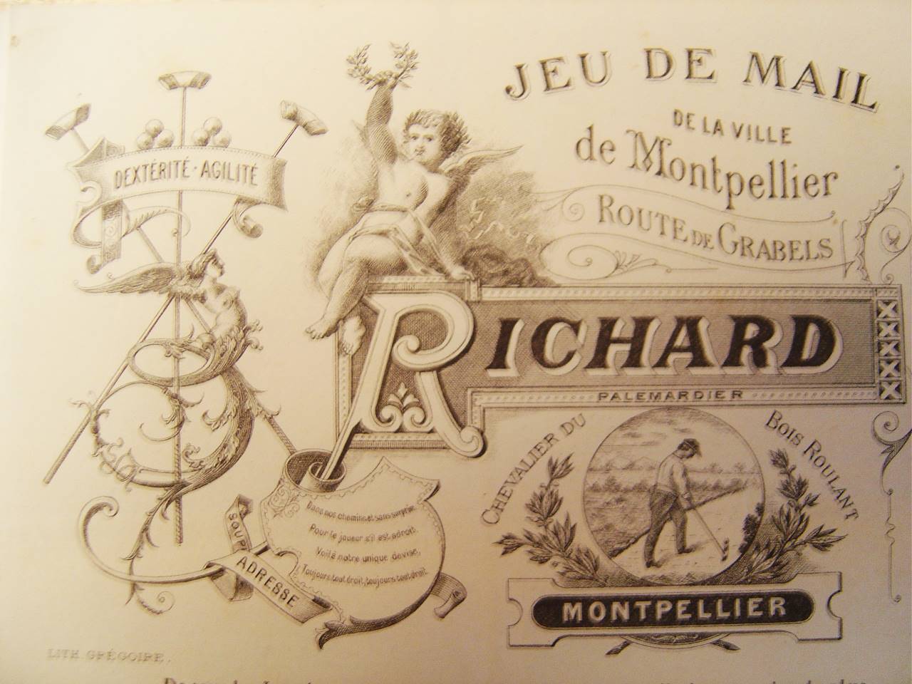 Mail boule promenade (38) Mail boule promenade (38)