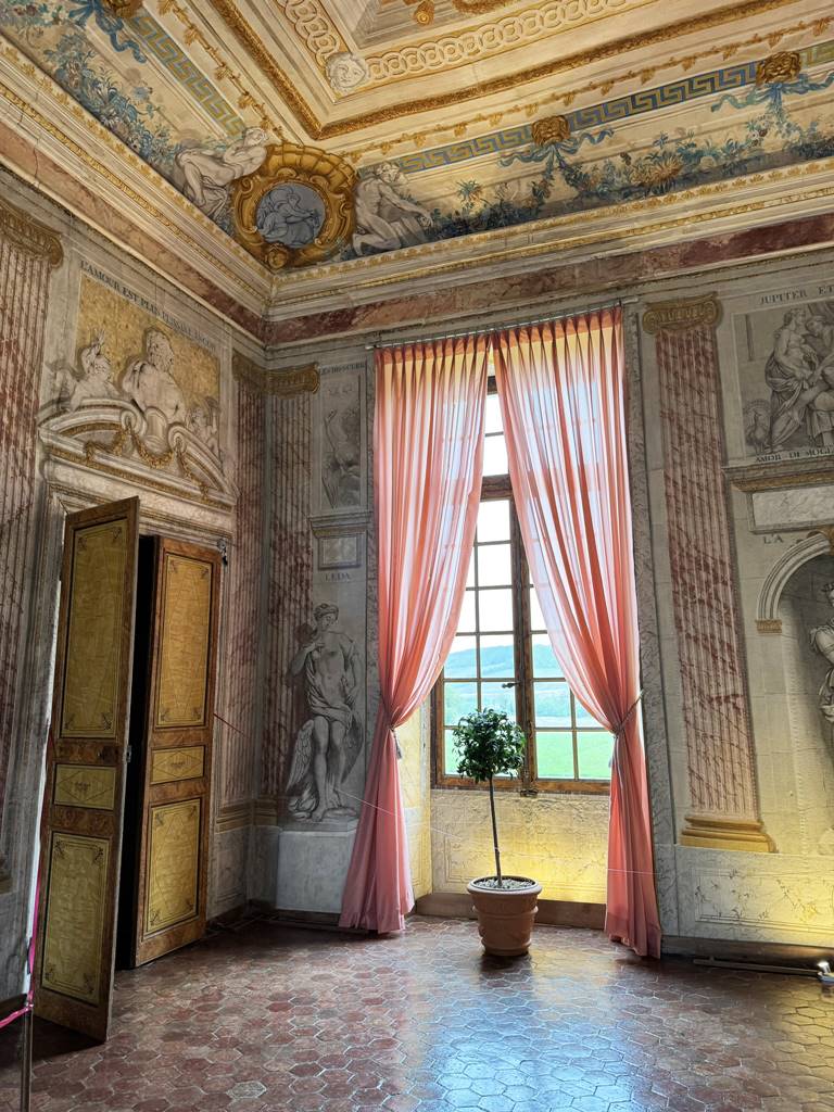 Château de Condé salon décoré par Jean-Baptiste Oudry (4)