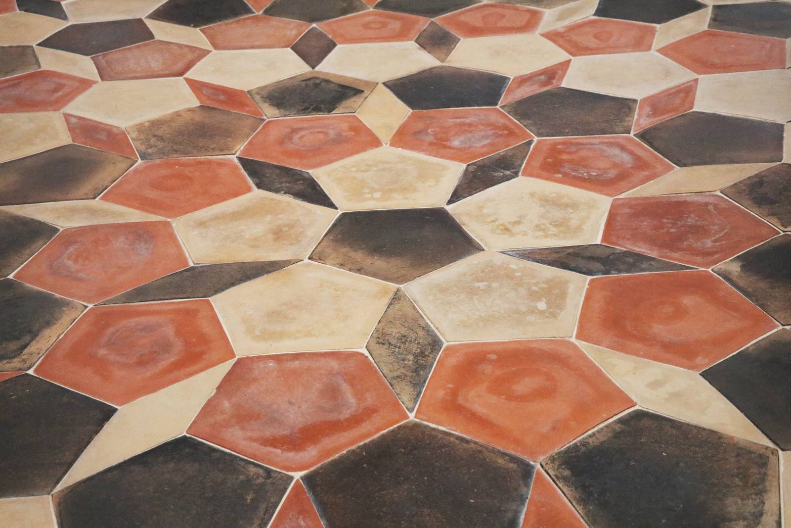 Eglise Saint-Jean-Népomucène (27) Eglise Saint-Jean-Népomucène (27)