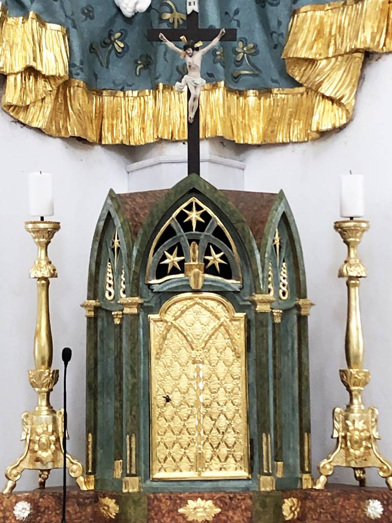 Eglise Saint-Jean-Népomucène (9) Eglise Saint-Jean-Népomucène (9)