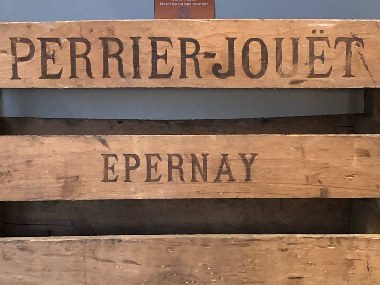 Château Perrier Epernay (11) Château Perrier Epernay (11)