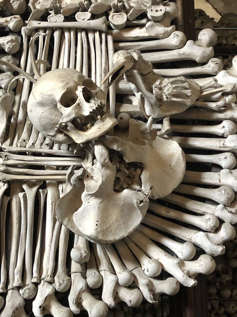 Ossuaire de Kutna Hora (5)