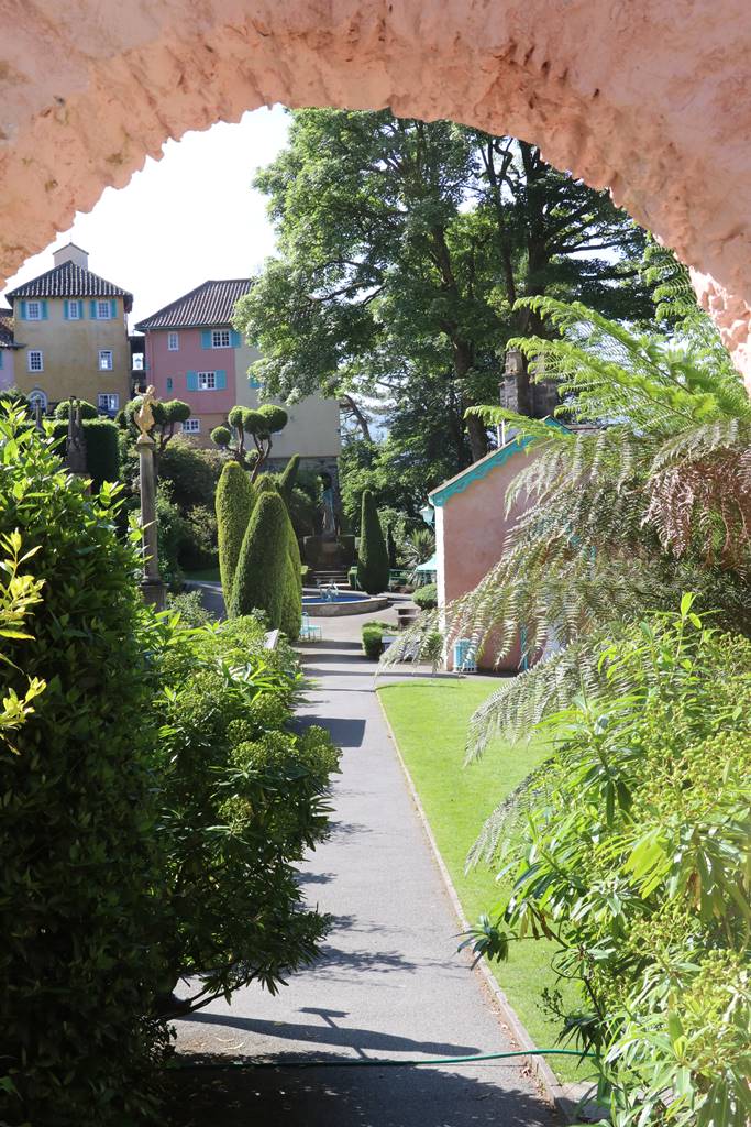 Portmeirion Wales (13) Portmeirion Wales (13)