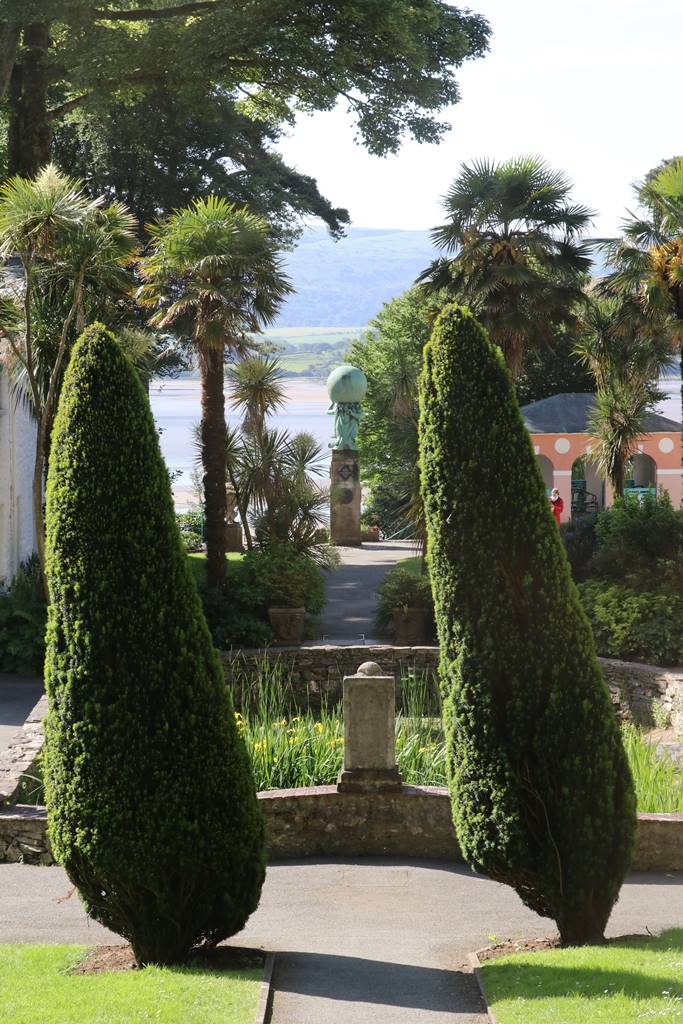 Portmeirion Wales (15) Portmeirion Wales (15)