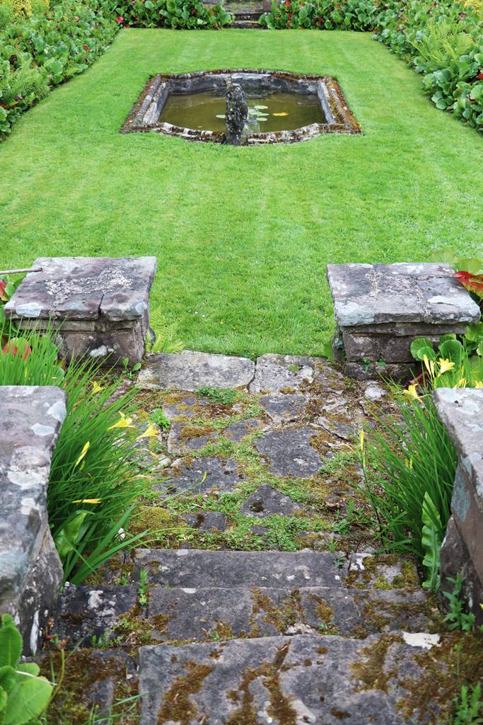 Wyndcliffe Court Garden Wales (21)