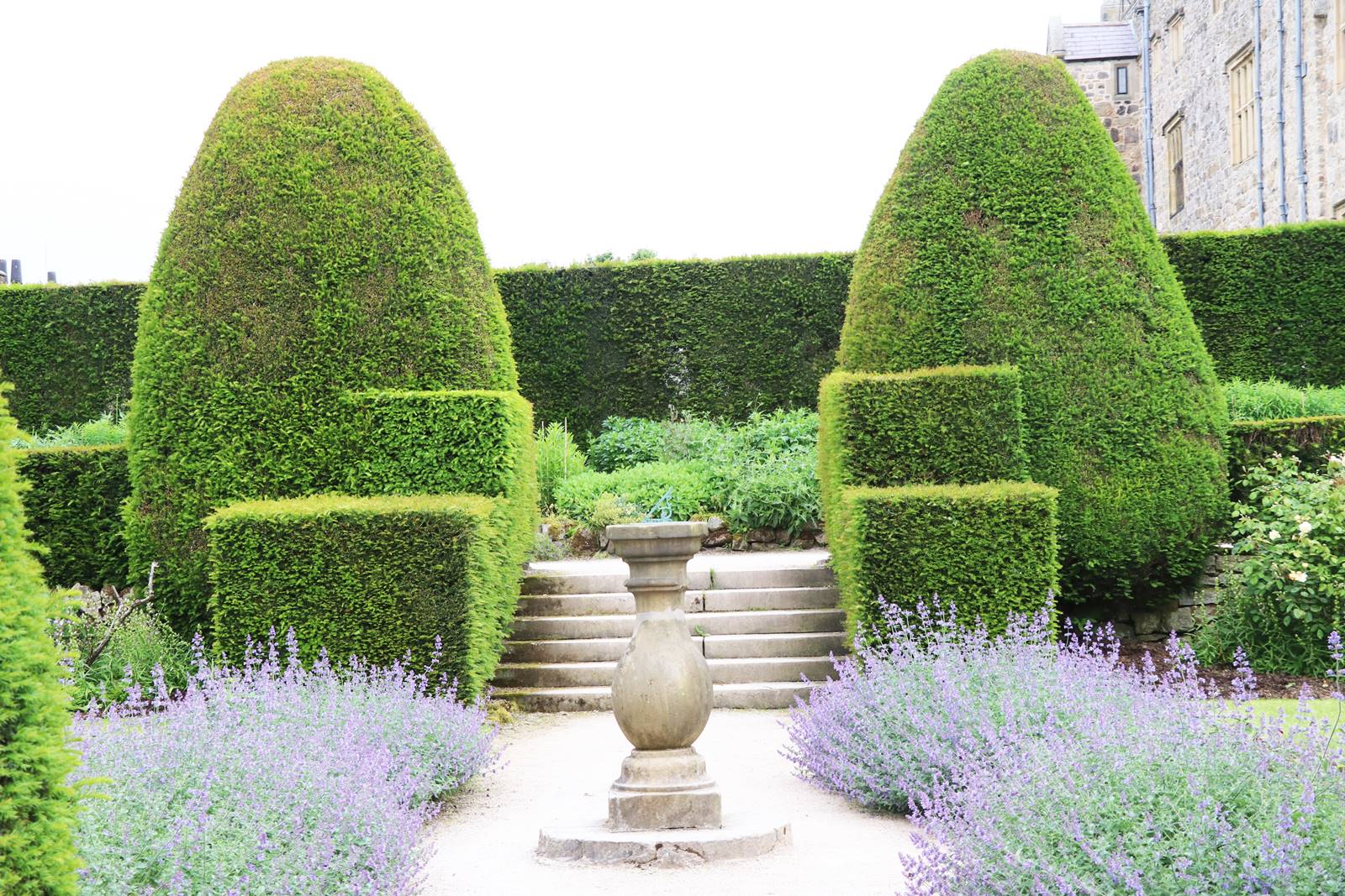 Chirk Wales (23) Chirk Wales (23)