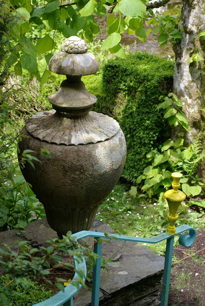 Plas Brondanw Wales (1) Plas Brondanw Wales (1)