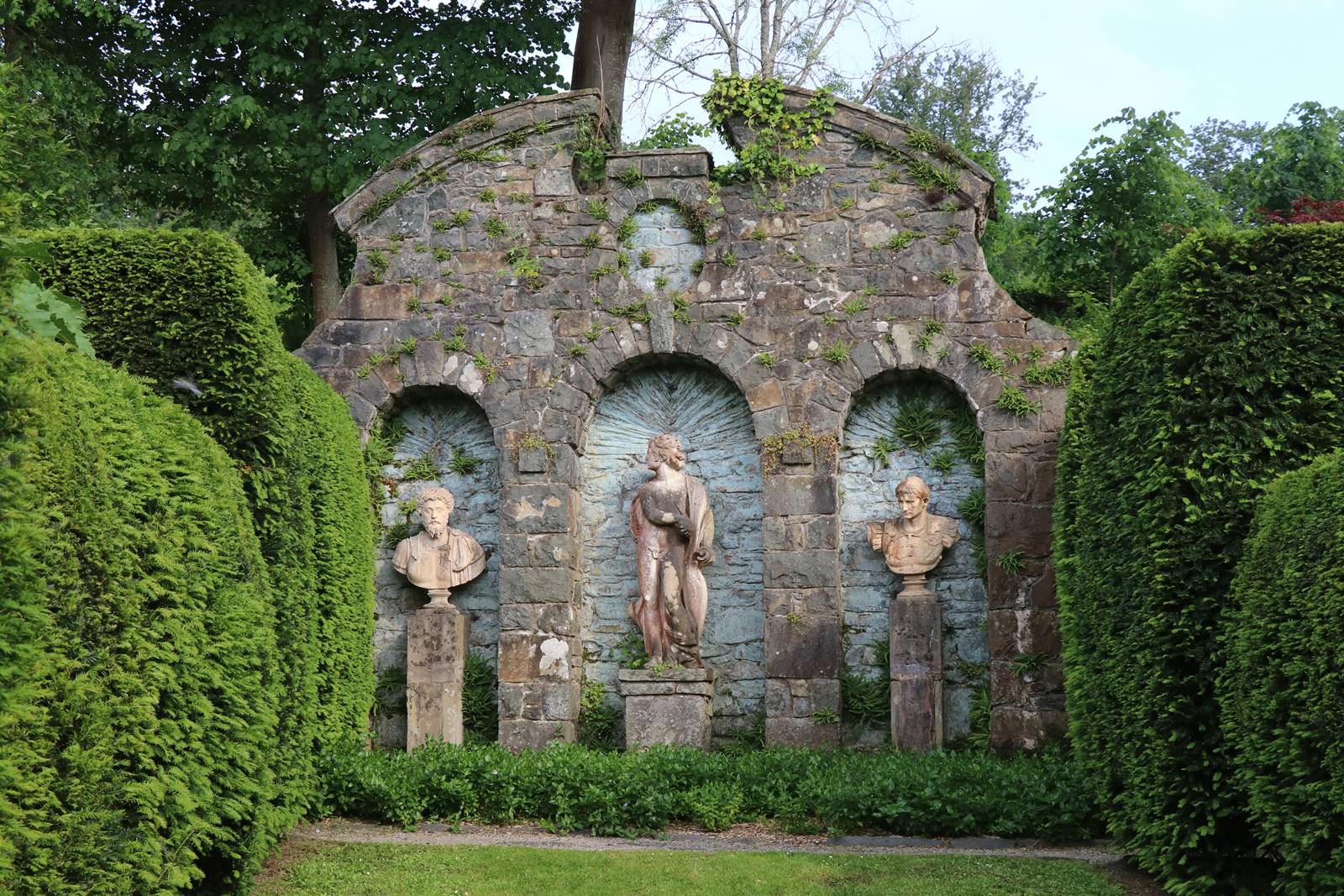 Plas Brondanw Wales (12) Plas Brondanw Wales (12)