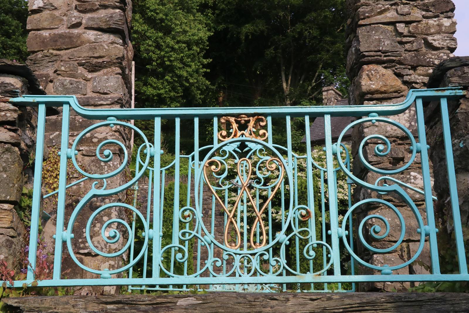 Plas Brondanw Wales (39) Plas Brondanw Wales (39)