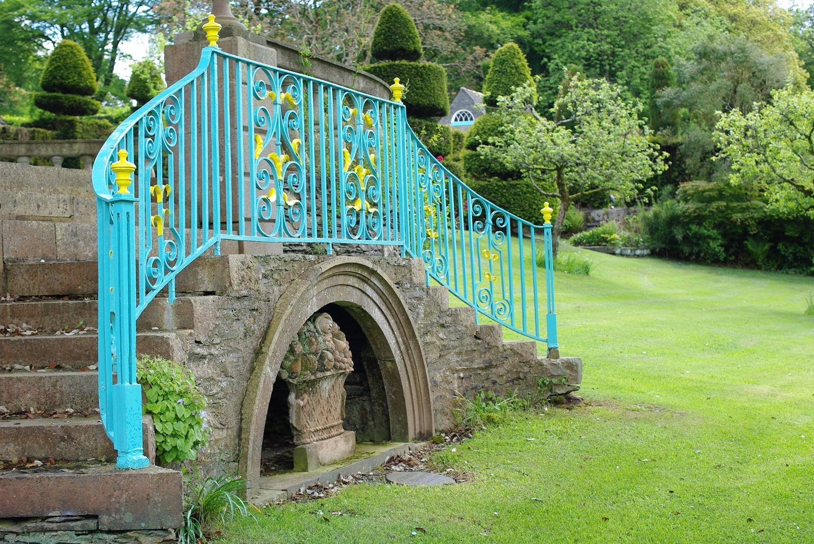 Plas Brondanw Wales (9) Plas Brondanw Wales (9)