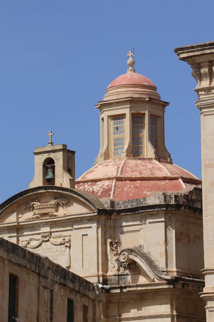 Rue et place de La Valette (1) Rue et place de La Valette (1)