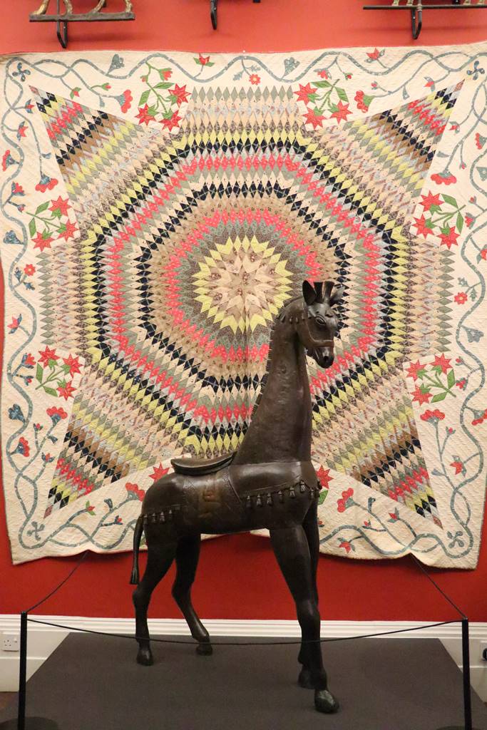Folk Art Gallery (3) Folk Art Gallery (3)